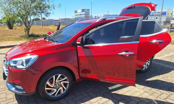 JAC T40 1.6 16V GASOLINA 4P CVT